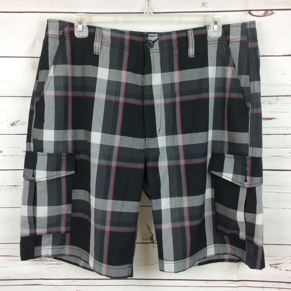 CSG Plaid Cargo Shorts, Size 40 - Picture 1 of 8
